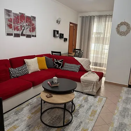 Iris Apartament Daire Dıraç